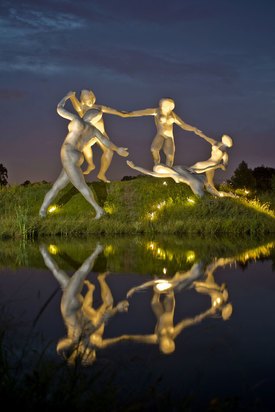 Image of Seward Johnson's 'Daydream'