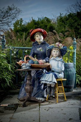 Image of Seward Johnson's 'Family Secret'